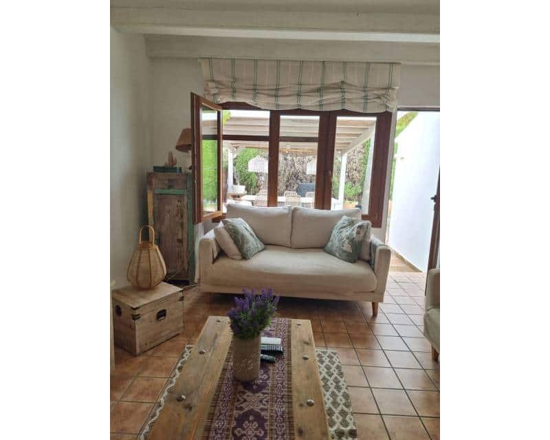 3 soverom Villa til leie i Javea / Xabia med svømmebasseng - € 1 800 (Ref: 9099676)