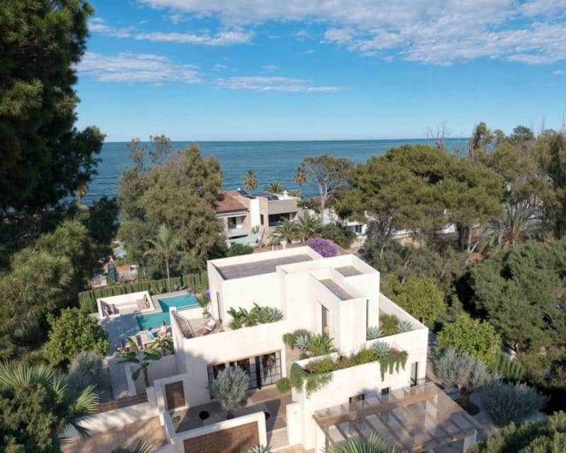 4 bedroom Villa for sale in Denia with pool - € 1,890,000 (Ref: 9099678)