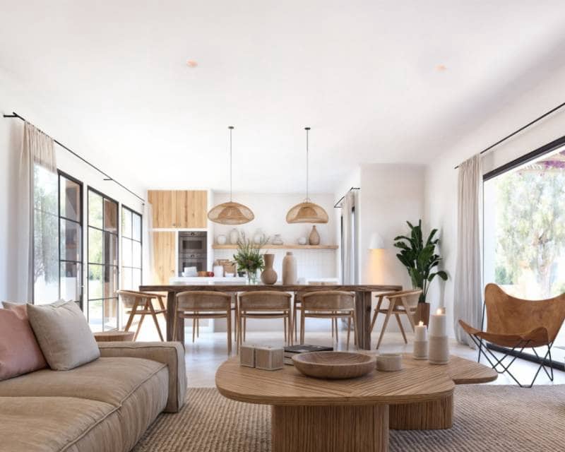 4 bedroom Villa for sale in Denia with pool - € 1,890,000 (Ref: 9099678)