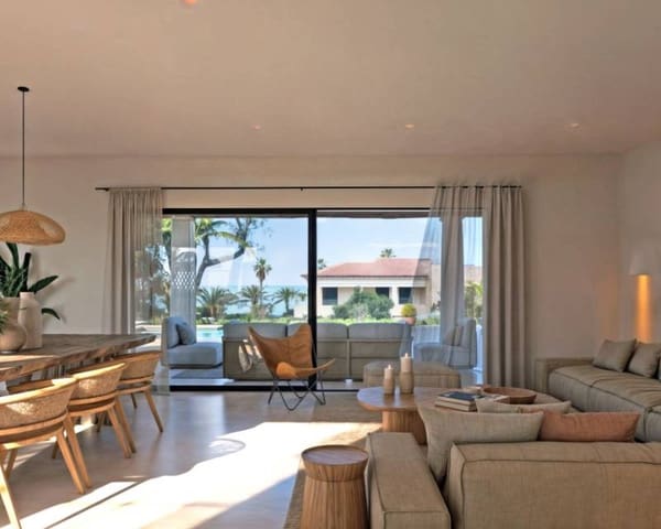 4 sovrum Villa till salu i Dénia med pool - 1 890 000 € (Ref: 9099678)