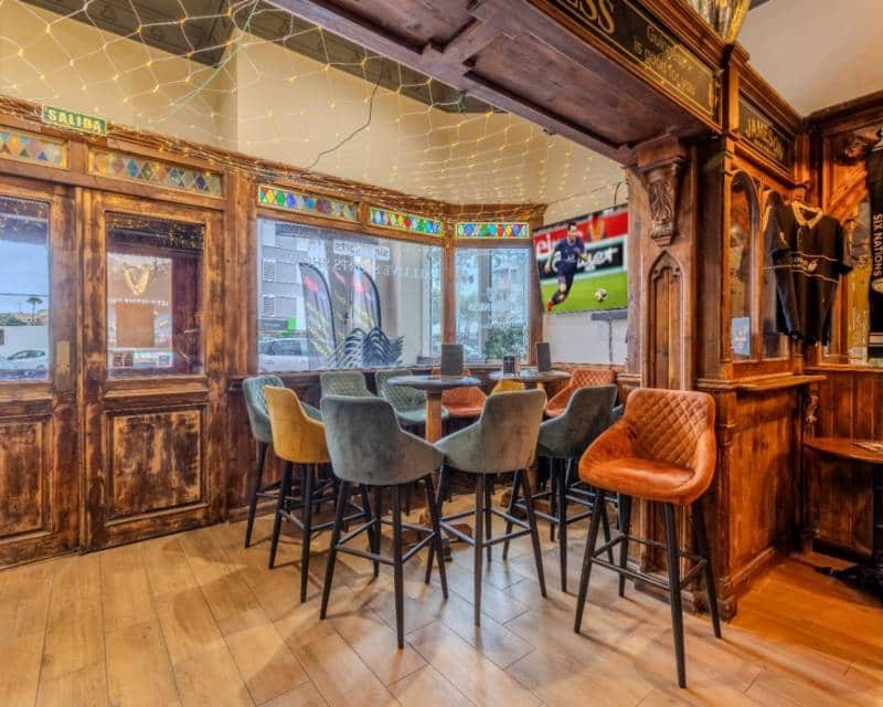 Restaurant/Bar til salgs i Arenal - € 299 999 (Ref: 9099679)