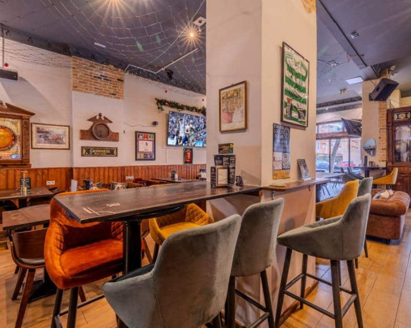 Restaurant/Bar til salgs i Arenal - € 299 999 (Ref: 9099679)