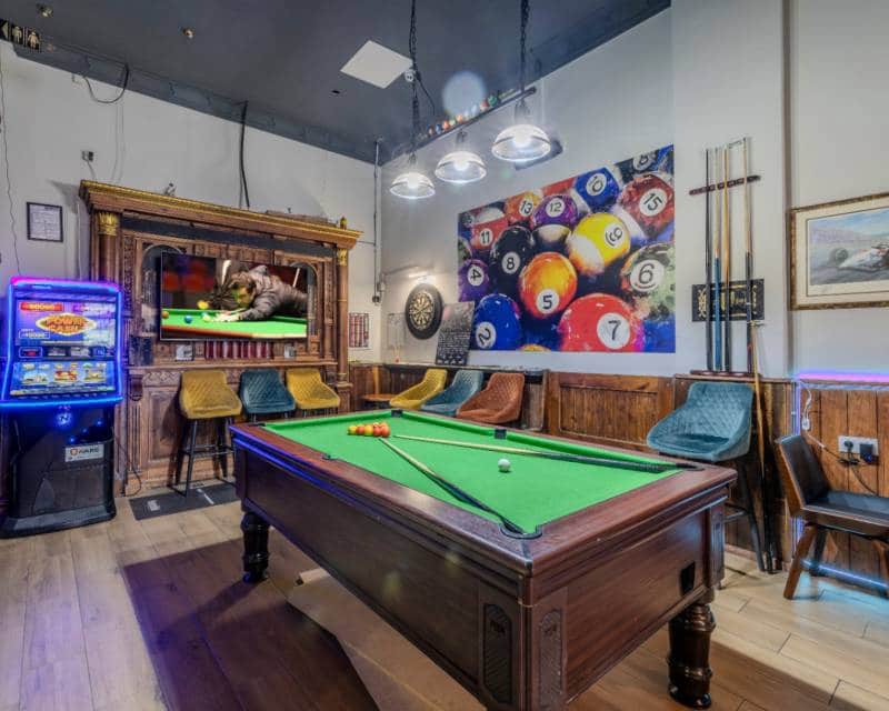 Restaurant/Bar til salgs i Arenal - € 299 999 (Ref: 9099679)