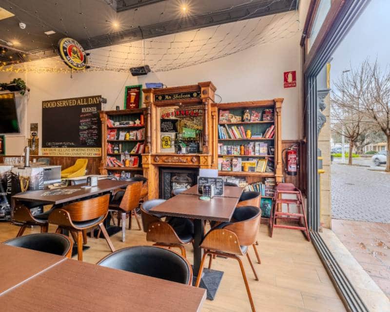 Restaurant/Bar til salgs i Arenal - € 299 999 (Ref: 9099679)