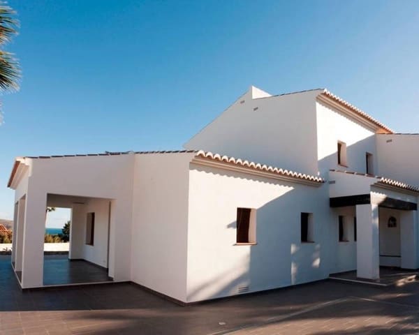 3 bedroom Villa for sale in Moraira, Teulada-Moraira with pool garage - € 1,440,000 (Ref: 9101343)