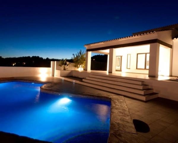 3 bedroom Villa for sale in Moraira, Teulada-Moraira with pool garage - € 1,440,000 (Ref: 9101343)