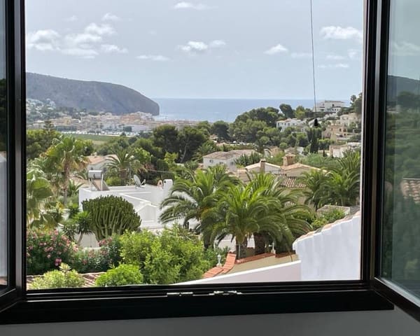 3 bedroom Villa for sale in Moraira, Teulada-Moraira with pool garage - € 1,440,000 (Ref: 9101343)