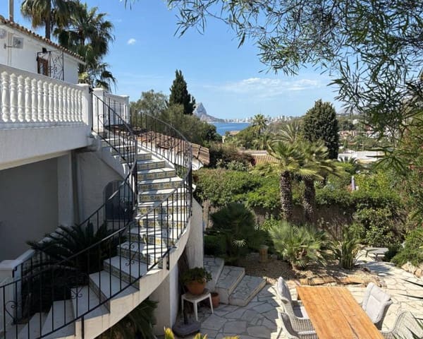 3 soveværelse Villa til salg i Moraira, Teulada-Moraira med swimmingpool garage - € 550.000 (Ref: 9115065)