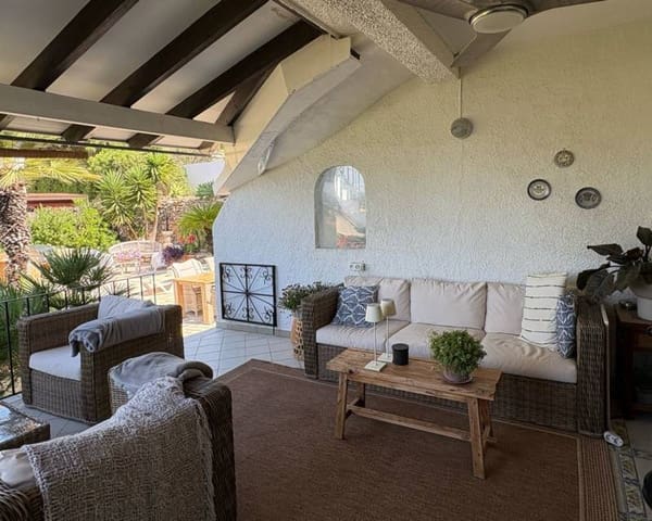 3 soveværelse Villa til salg i Moraira, Teulada-Moraira med swimmingpool garage - € 550.000 (Ref: 9115065)