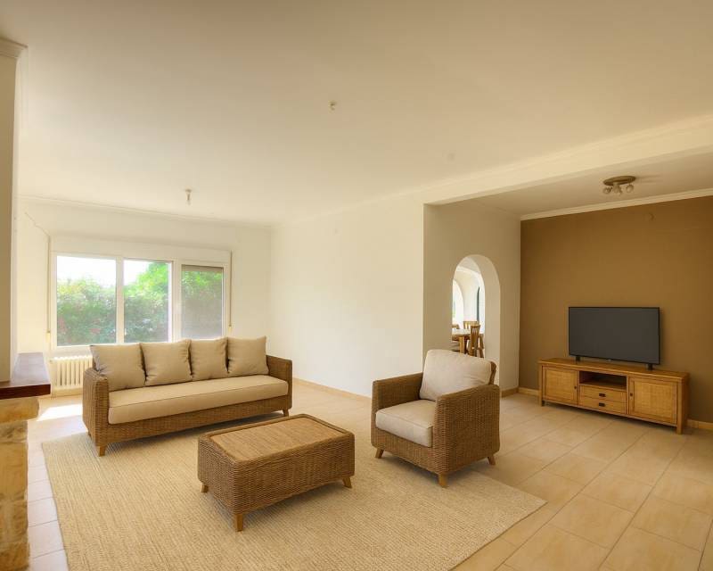 3 soveværelse Villa til salg i Moraira med swimmingpool garage - € 550.000 (Ref: 9115065)