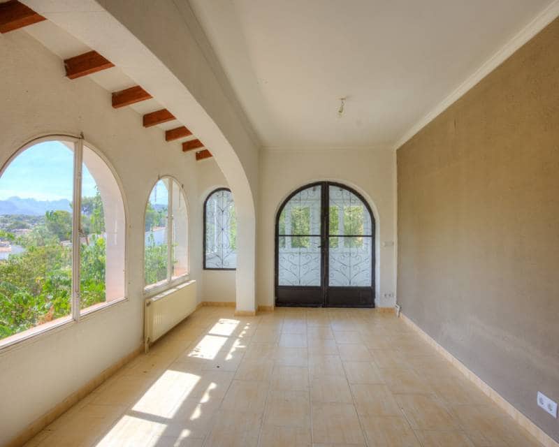 3 soveværelse Villa til salg i Moraira med swimmingpool garage - € 550.000 (Ref: 9115065)