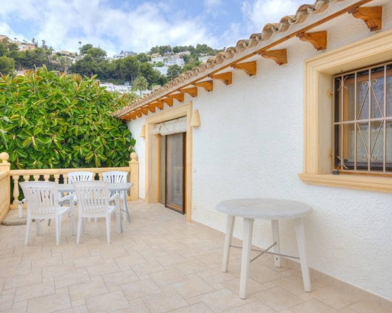 5 soverom Villa til salgs i Moraira med svømmebasseng - € 745 000 (Ref: 9115066)