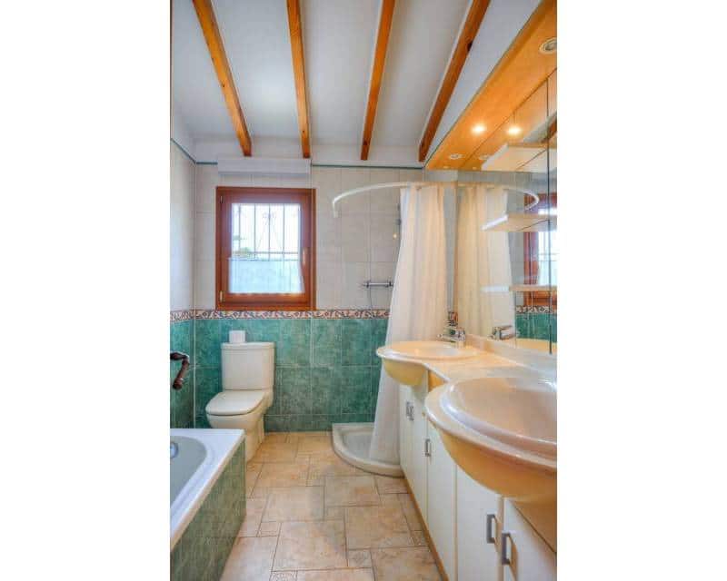 5 soverom Villa til salgs i Moraira med svømmebasseng - € 745 000 (Ref: 9115066)