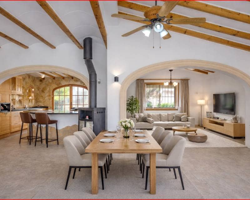 5 soverom Villa til salgs i Moraira med svømmebasseng - € 745 000 (Ref: 9115066)