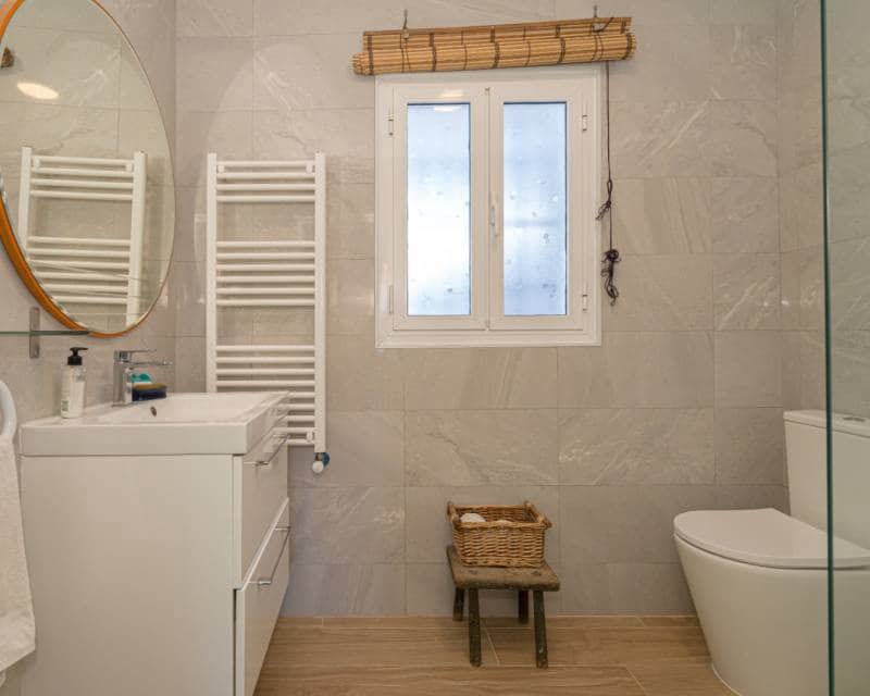 5 makuuhuone Huvila myytävänä paikassa Benissa mukana uima-altaan - 895 000 € (Ref: 9115069)