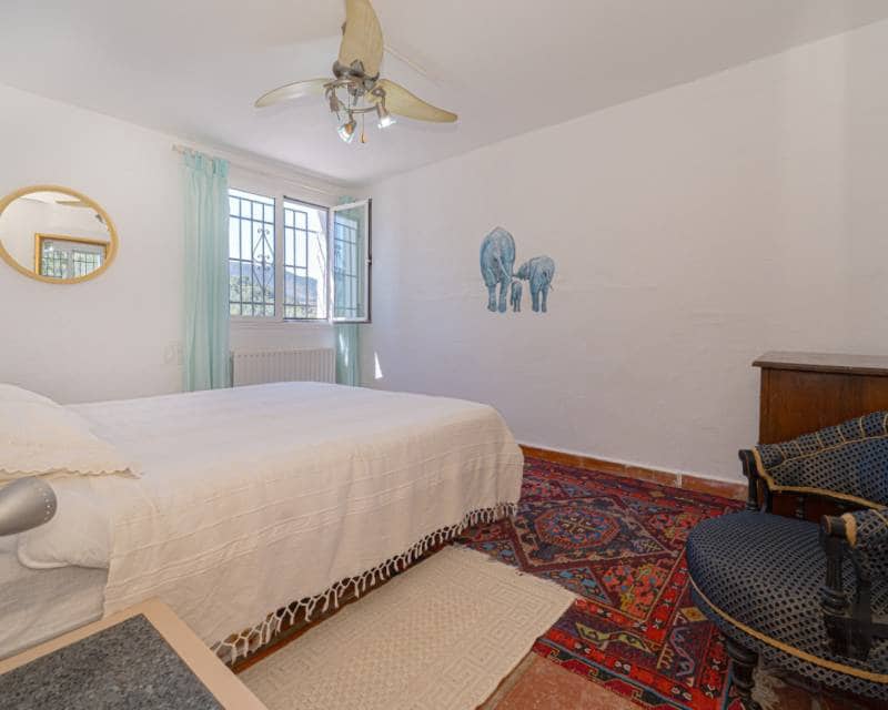 5 makuuhuone Huvila myytävänä paikassa Benissa mukana uima-altaan - 895 000 € (Ref: 9115069)