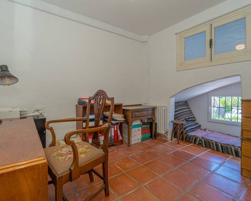 5 makuuhuone Huvila myytävänä paikassa Benissa mukana uima-altaan - 895 000 € (Ref: 9115069)