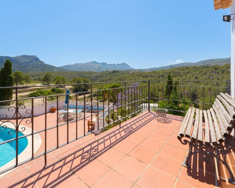 5 makuuhuone Huvila myytävänä paikassa Benissa mukana uima-altaan - 895 000 € (Ref: 9115069)