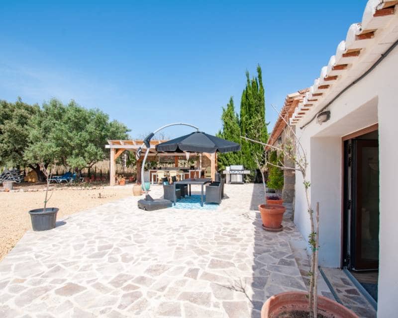 4 soveværelse Finca/Landehus til salg i Jalon / Xalo - € 695.000 (Ref: 9115070)