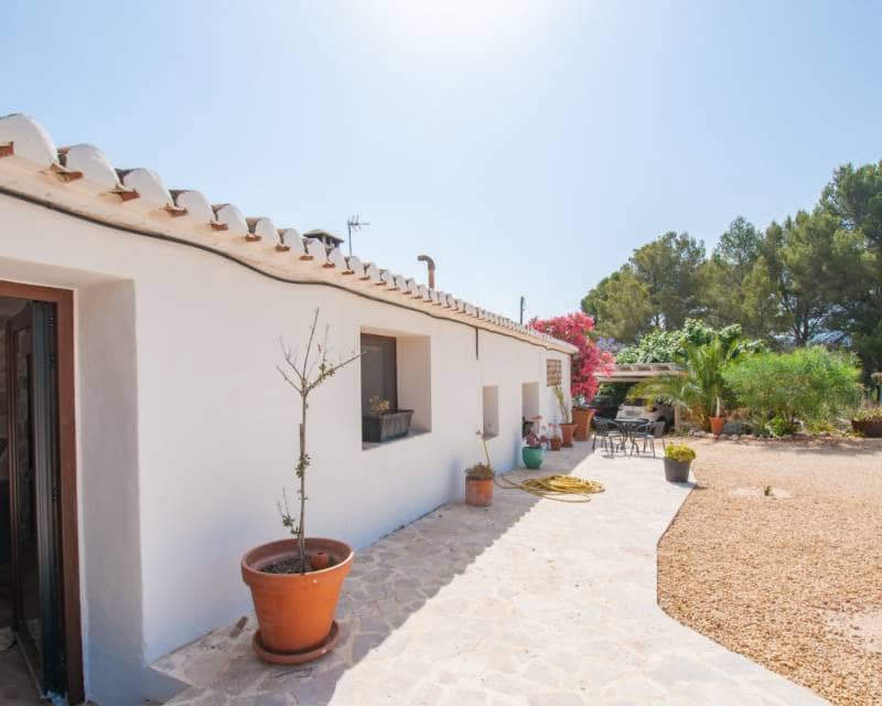 4 soveværelse Finca/Landehus til salg i Jalon / Xalo - € 695.000 (Ref: 9115070)