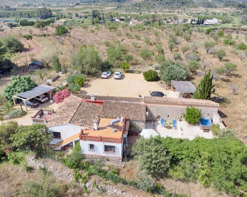 4 soveværelse Finca/Landehus til salg i Jalon / Xalo - € 695.000 (Ref: 9115070)