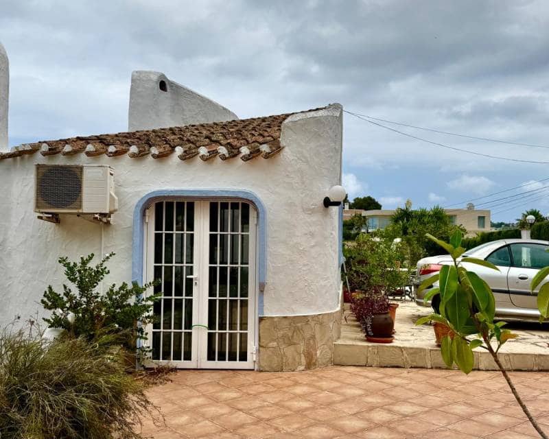 5 makuuhuone Huvila myytävänä paikassa Javea / Xabia mukana uima-altaan 
autotalli - 970 000 € (Ref: 9115072)