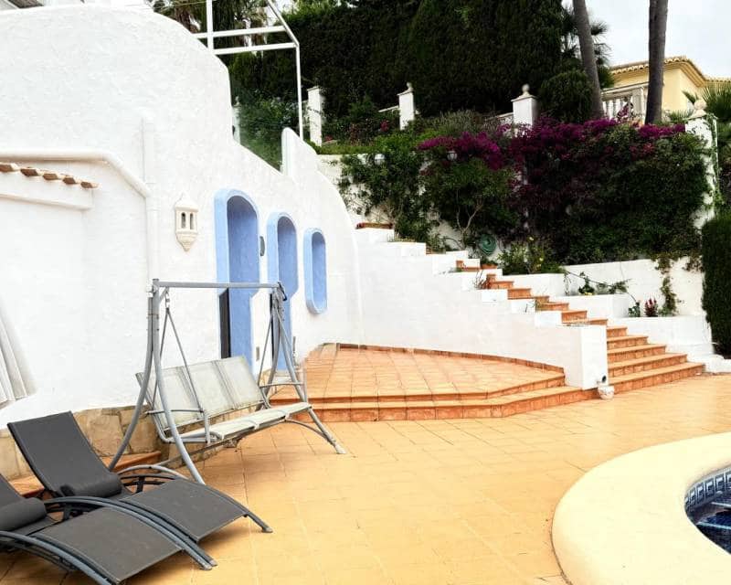 5 makuuhuone Huvila myytävänä paikassa Javea / Xabia mukana uima-altaan 
autotalli - 970 000 € (Ref: 9115072)