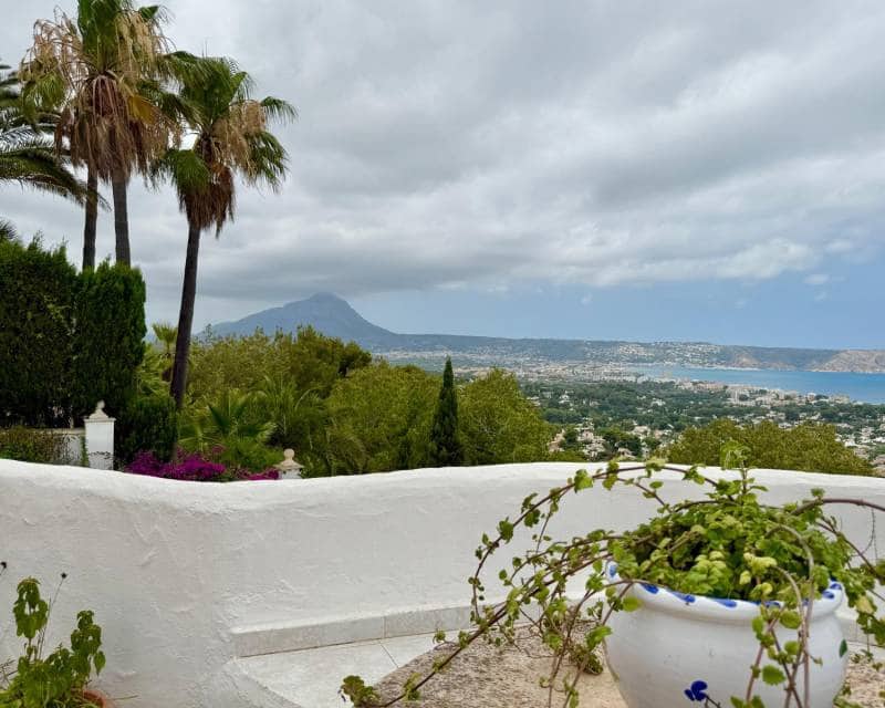 5 makuuhuone Huvila myytävänä paikassa Javea / Xabia mukana uima-altaan 
autotalli - 970 000 € (Ref: 9115072)