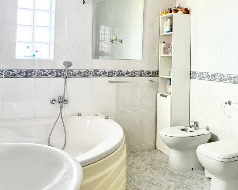 5 makuuhuone Huvila myytävänä paikassa Javea / Xabia mukana uima-altaan 
autotalli - 970 000 € (Ref: 9115072)