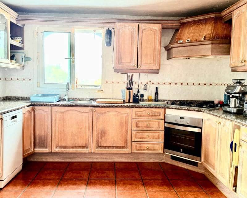 5 makuuhuone Huvila myytävänä paikassa Javea / Xabia mukana uima-altaan 
autotalli - 970 000 € (Ref: 9115072)