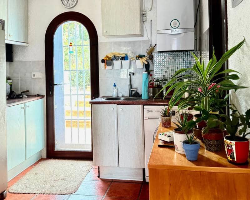 5 makuuhuone Huvila myytävänä paikassa Javea / Xabia mukana uima-altaan 
autotalli - 970 000 € (Ref: 9115072)