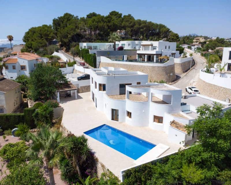 5 bedroom Villa for sale in Moraira with pool - € 1,400,000 (Ref: 9142372)