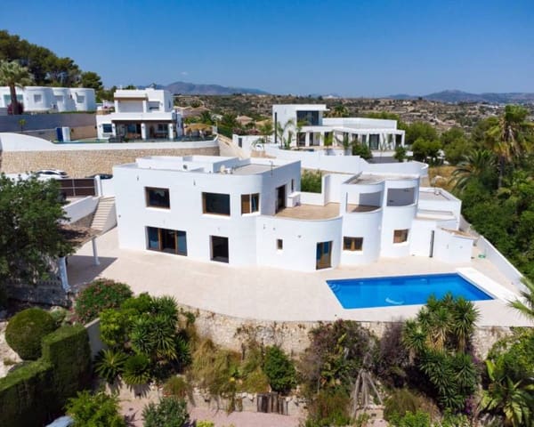 5 Zimmer Villa zu verkaufen in Moraira, Teulada-Moraira mit Pool - 1.400.000 € (Ref: 9142372)