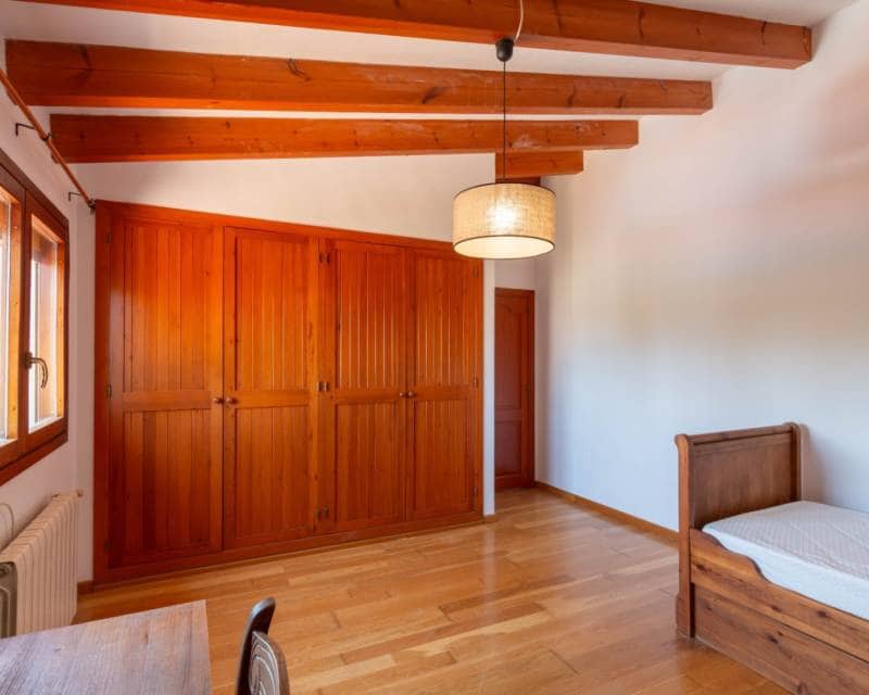 5 bedroom Villa for rent in Gata de Gorgos with pool - € 2,500 (Ref: 9142373)