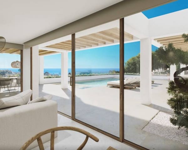 4 bedroom Villa for sale in Moraira, Teulada-Moraira with pool - € 2,300,000 (Ref: 9149732)