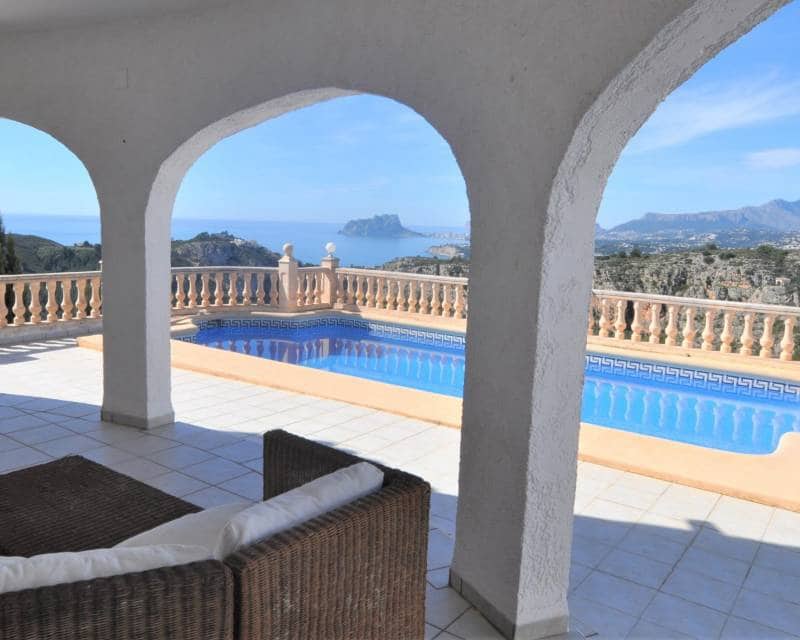 4 bedroom Villa for sale in Cumbre del Sol with pool - € 975,000 (Ref: 9153208)