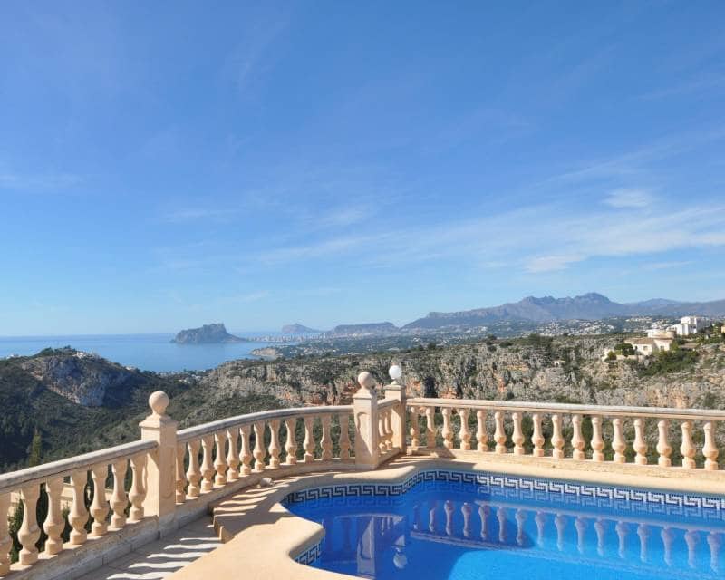 4 bedroom Villa for sale in Cumbre del Sol with pool - € 975,000 (Ref: 9153208)
