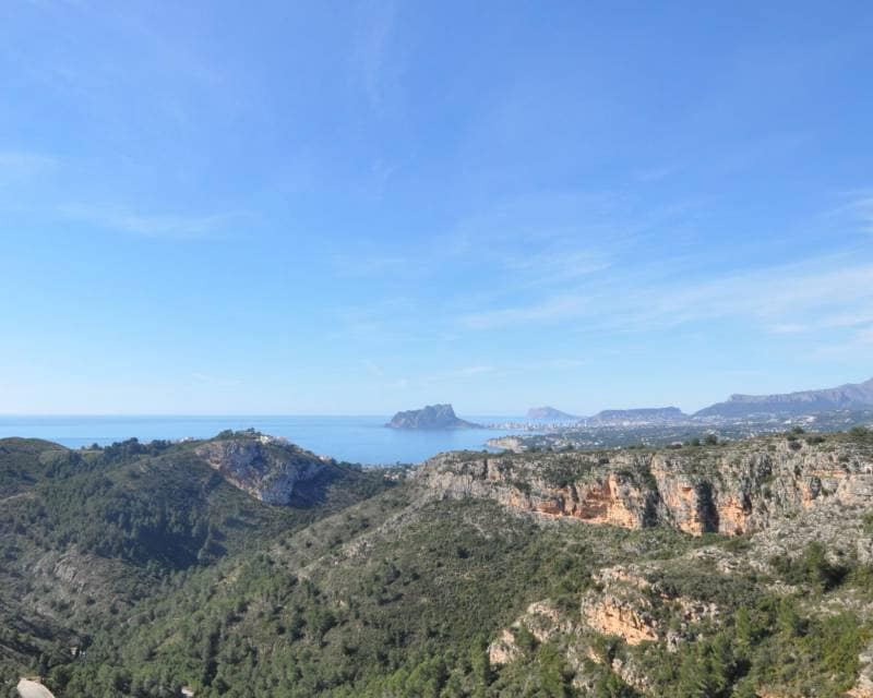 4 bedroom Villa for sale in Cumbre del Sol with pool - € 975,000 (Ref: 9153208)