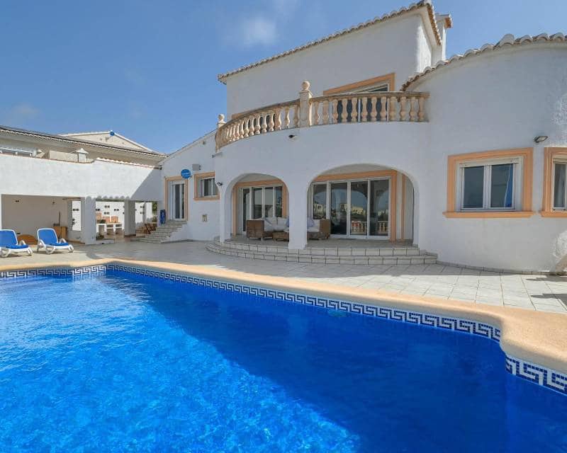 4 soveværelse Villa til salg i Cumbre del Sol med swimmingpool - € 975.000 (Ref: 9153208)