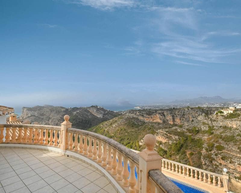 4 soveværelse Villa til salg i Cumbre del Sol med swimmingpool - € 975.000 (Ref: 9153208)