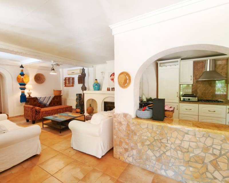 5 slaapkamer Finca/Landhuis te koop in Jalon / Xalo met zwembad - € 545.000 (Ref: 9164469)