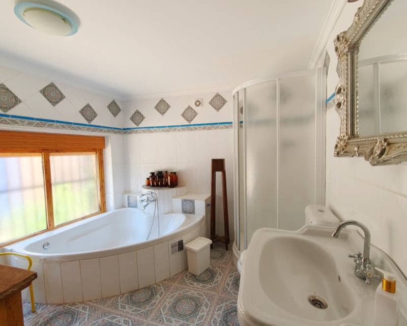 5 slaapkamer Finca/Landhuis te koop in Jalon / Xalo met zwembad - € 545.000 (Ref: 9164469)