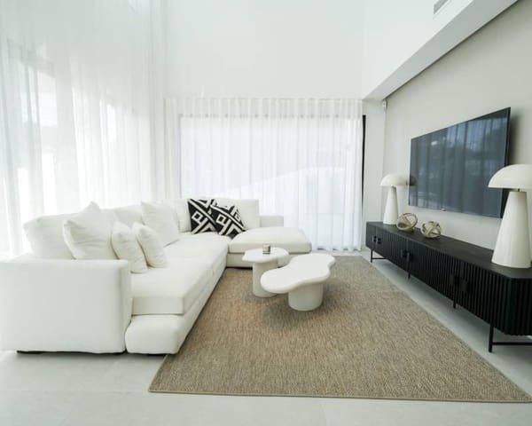 3 slaapkamer Villa te koop in Polop met zwembad - € 860.000 (Ref: 9164471)