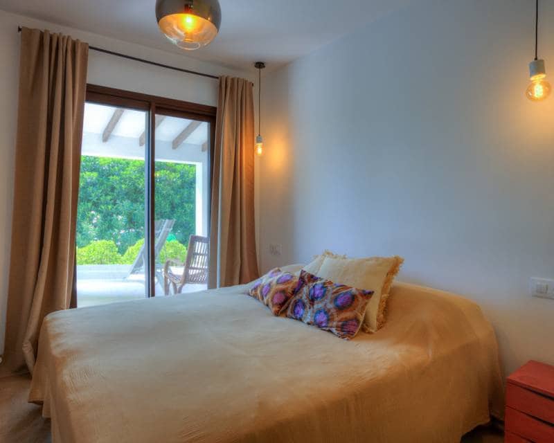 4 slaapkamer Villa te koop in Moraira met zwembad - € 1.750.000 (Ref: 9184301)