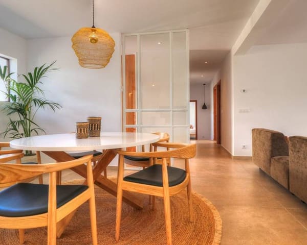 4 slaapkamer Villa te koop in Moraira, Teulada-Moraira met zwembad - € 1.750.000 (Ref: 9184301)