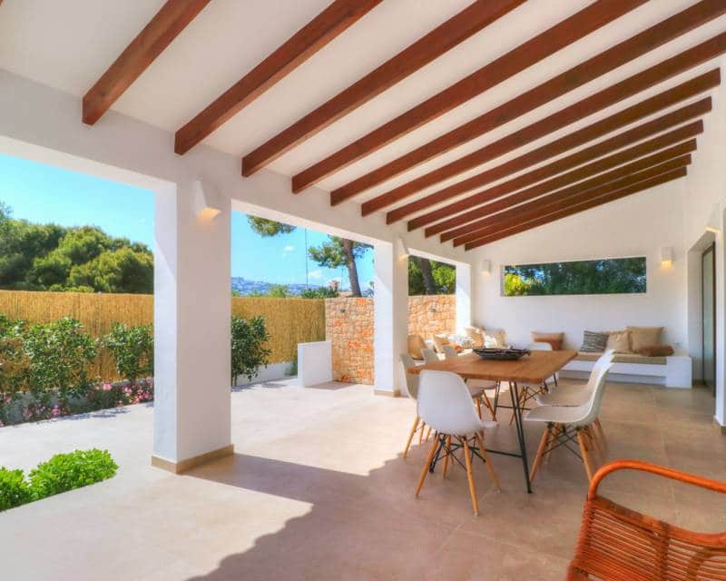 4 slaapkamer Villa te koop in Moraira met zwembad - € 1.750.000 (Ref: 9184301)