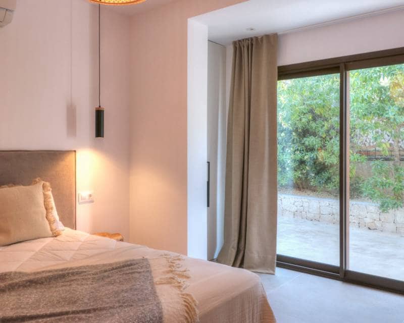 4 slaapkamer Villa te koop in Moraira met zwembad - € 1.750.000 (Ref: 9184301)