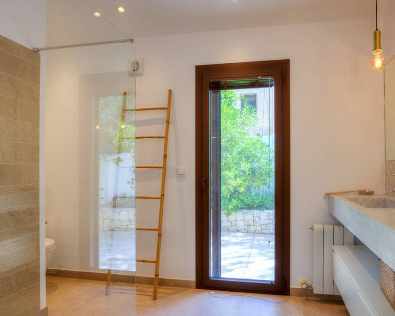 4 slaapkamer Villa te koop in Moraira met zwembad - € 1.750.000 (Ref: 9184301)