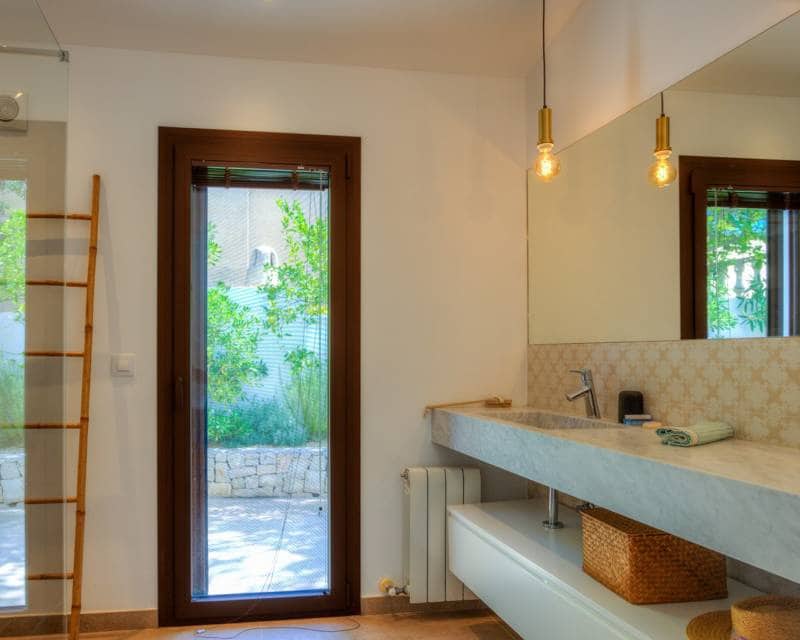 4 slaapkamer Villa te koop in Moraira met zwembad - € 1.750.000 (Ref: 9184301)