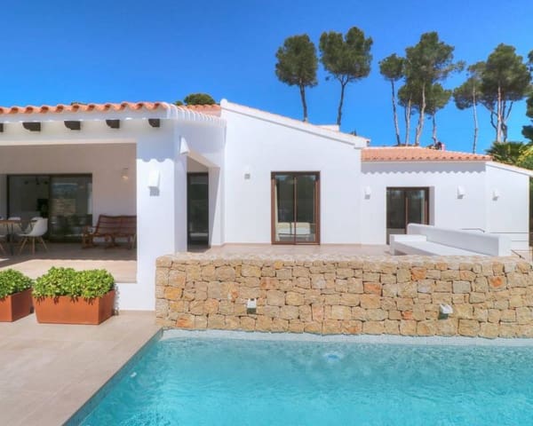 4 slaapkamer Villa te koop in Moraira, Teulada-Moraira met zwembad - € 1.750.000 (Ref: 9184301)